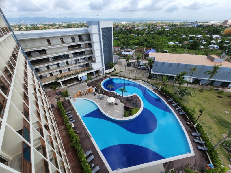フィリピン留学 Cebu21 - CIA-SWIMMING POOL-10